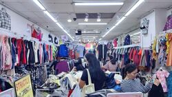 Lucky Plaza (D9), Retail #547163111